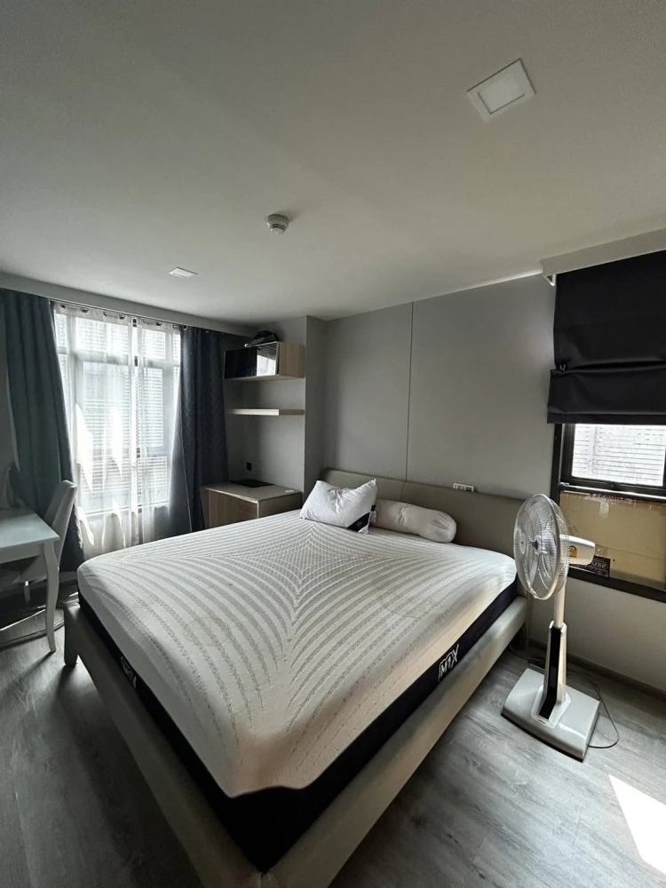 Urgent sale! Condo Maestro Ratchada 19, ready to move in, 2nd floor, not high, comes with a very good price. You must not miss it.