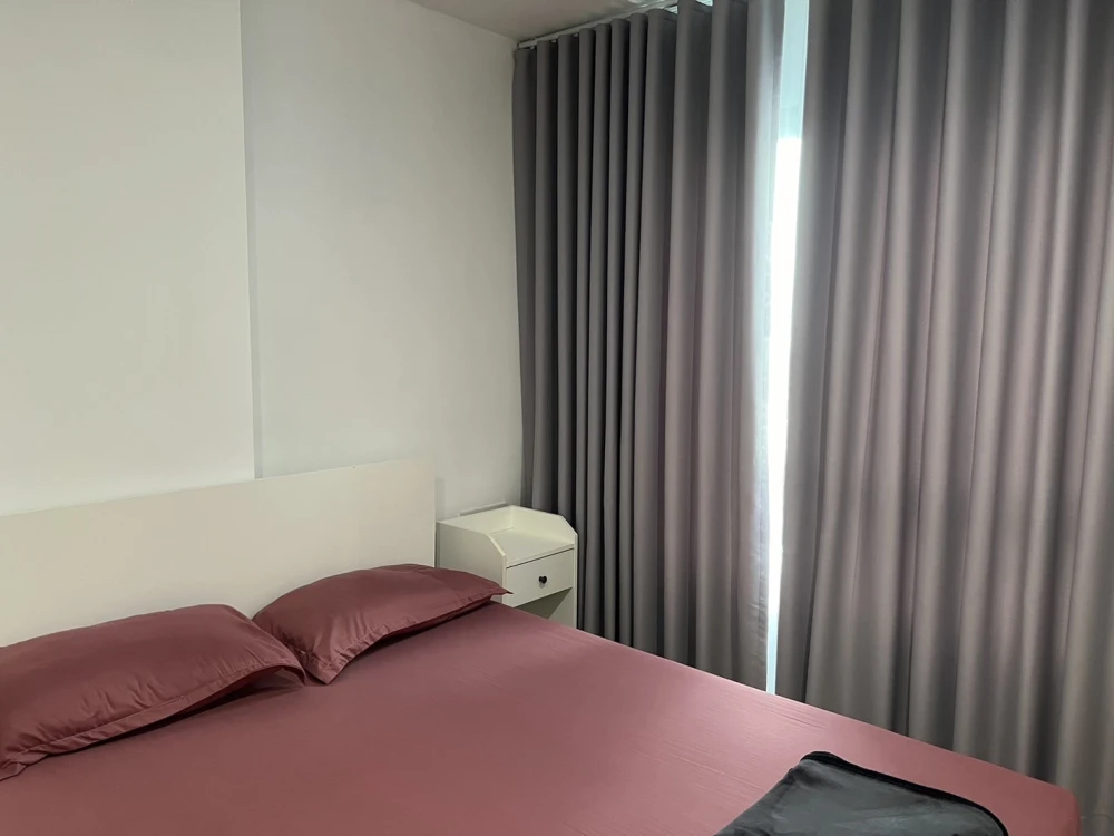 Urgent sale!! Rich Park Triple Station Condo, 33rd floor, beautiful room, fully furnished, ready to move in. Don't miss out!!