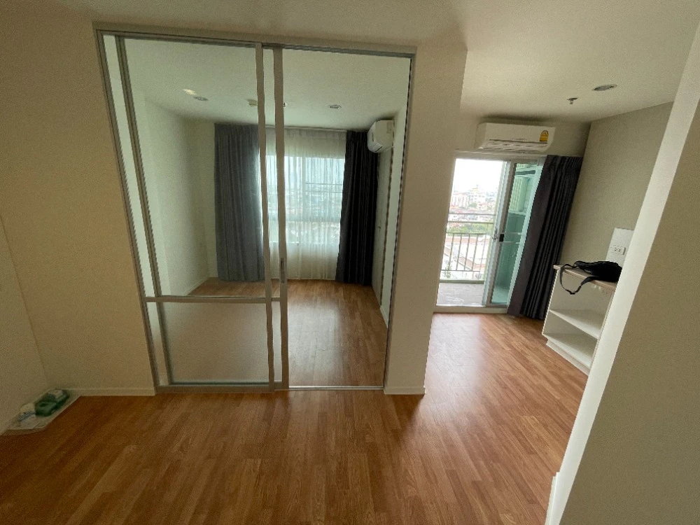 Urgent sale!! Lumpini Ville Nakhon In-Riverview condo, 12A floor, corner room, very good location, convenient transportation, don't miss it!!