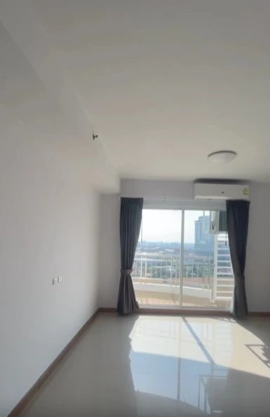 Urgent sale!! Supalai River Resort Condo, 17th floor, unfurnished, great location, river view, ready to move in, great price, don't miss it!!