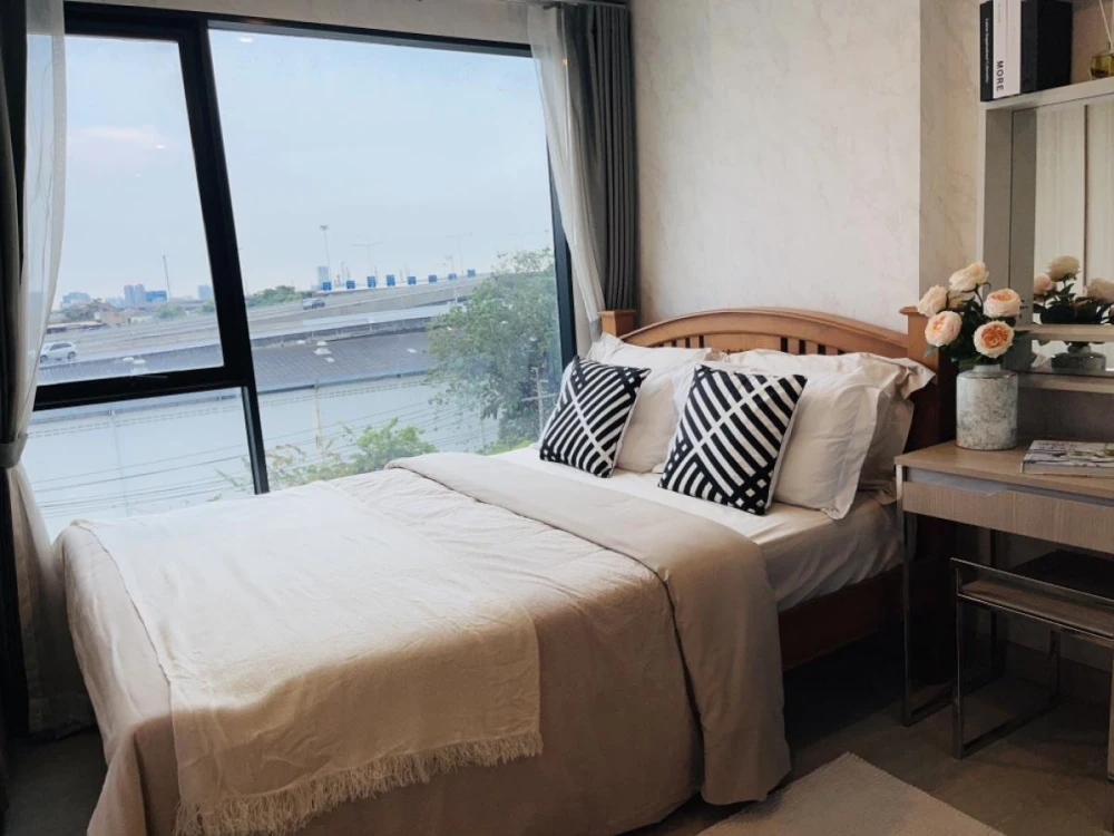 Urgent sale!! Condo The Niche Mono Sukhumvit 50, 6th floor, Building B, beautiful room, decorated in Modern luxury style, don't miss it!!