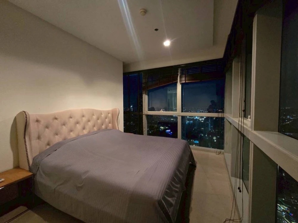 Urgent sale!! Condo The River, spacious room, 3 bedrooms, beautifully decorated, complete in one place, don't miss it!!