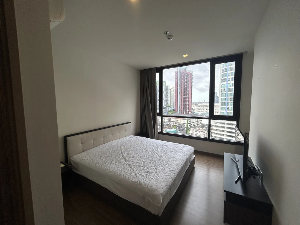 Urgent sale!! Condo The Line Sukhumvit 71, 12th floor, corner unit, fully furnished, ready to move in. Reserve now!!