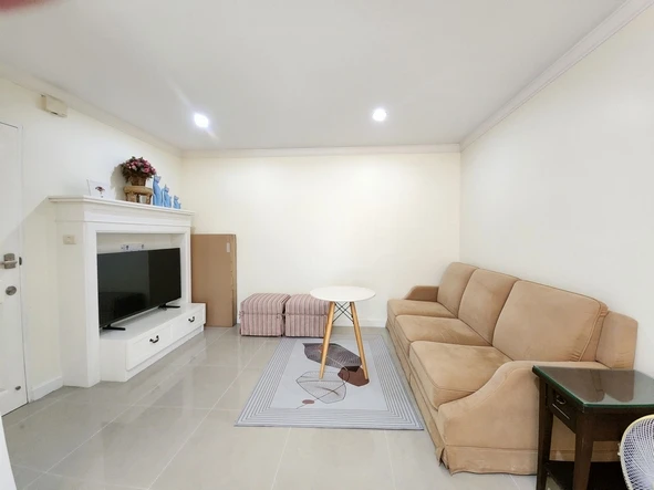 Urgent sale!! Condo Metro Park Sathorn Phase 1, 6th floor, Building 1H, open view, beautiful room, full furniture, good price, don't miss it!!