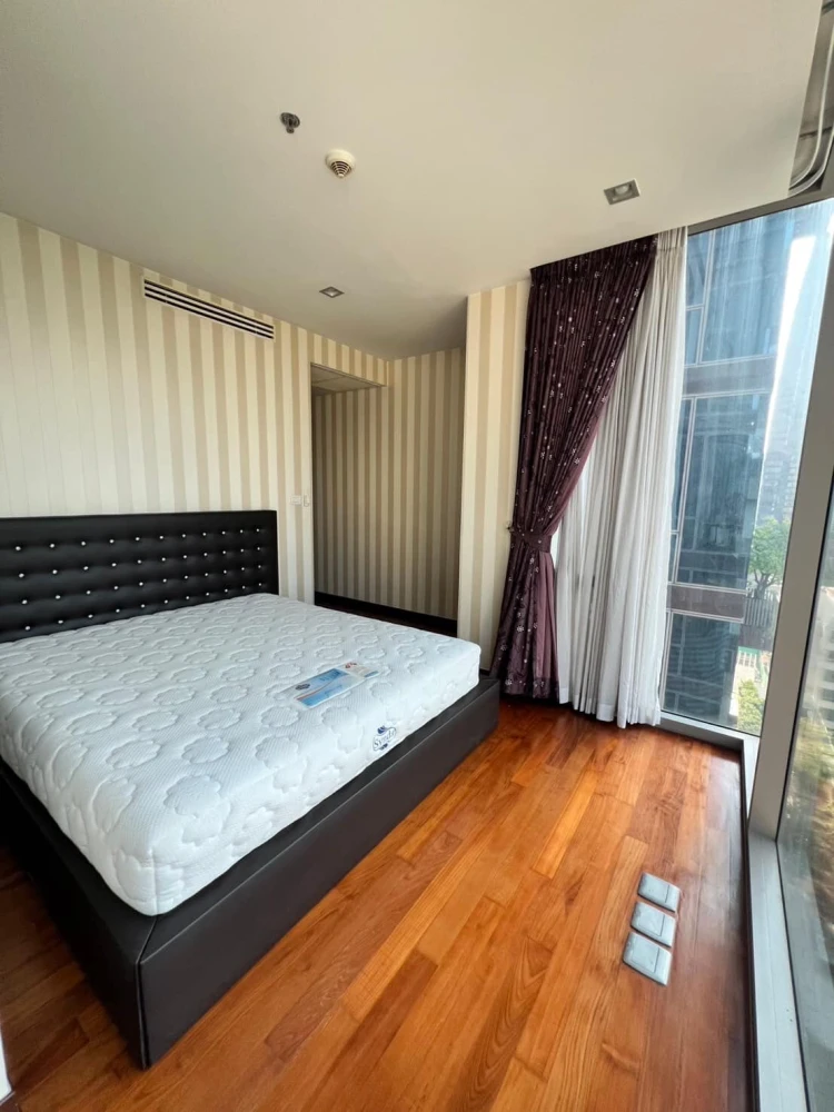Urgent sale: Condo Ashton Morph 38, 11th floor, open view, few units, privacy. Buy now!