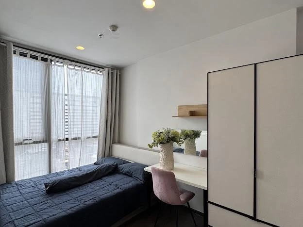 Urgent sale!! Condo Oka House Sukhumvit 36, 8th floor, beautiful unit, fully furnished, ready to move in. Don't miss out!!