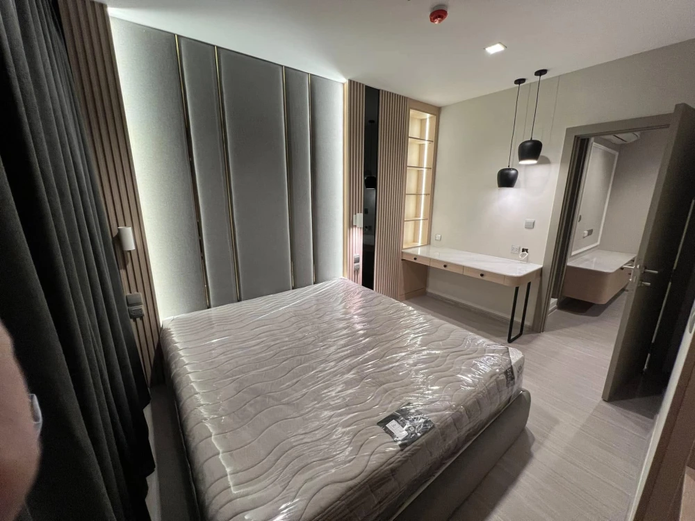 Urgent sale! Condo Life Asoke Rama 9, fully furnished room, ready to move in, well-built-in, great price, book now!