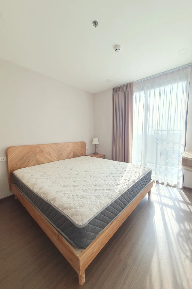 Urgent sale! Aritsan Ratchada Condo. Spacious room with plenty of usable space. Good price. Hurry and reserve before it's too late.