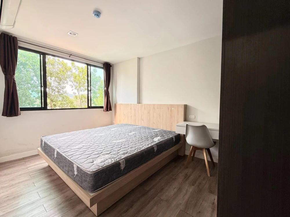 Urgent sale! G Condo Sriracha, Building C, 2nd floor, good atmosphere: open view, airy, comfortable, quiet. Buy now, don't miss out!