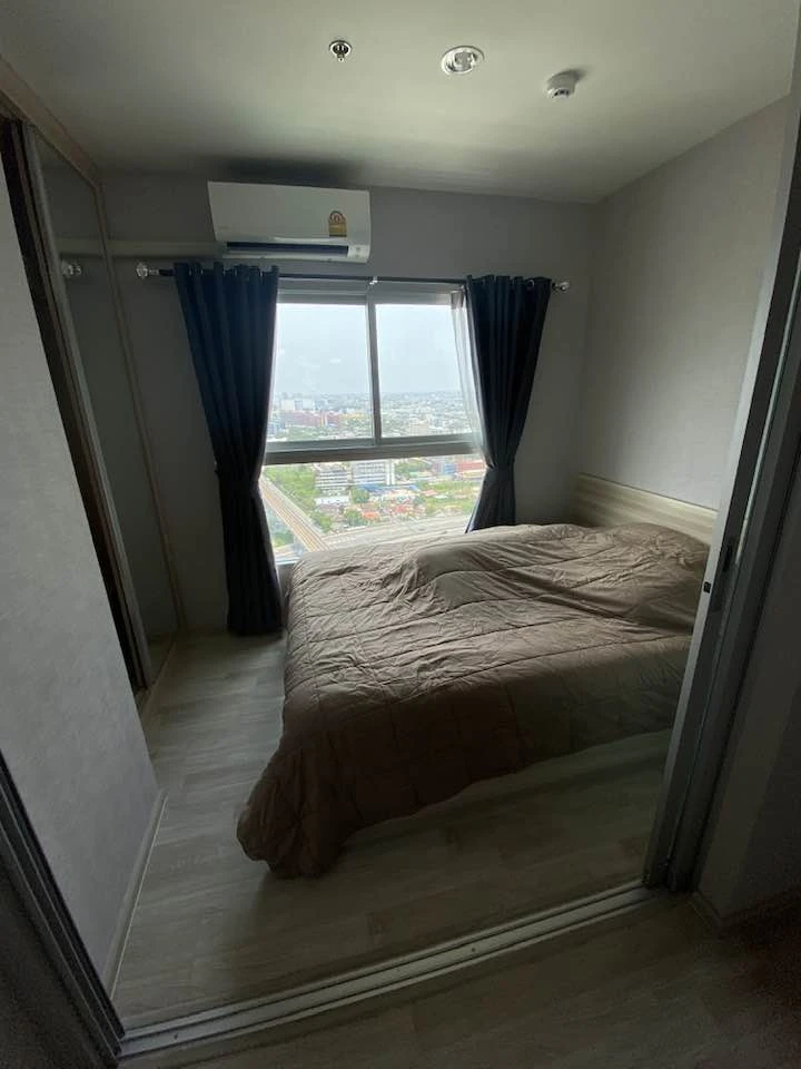 Urgent sale: Plum Condo Ramkhamhaeng Station, 30th floor, high view, comes with facilities, buy now.