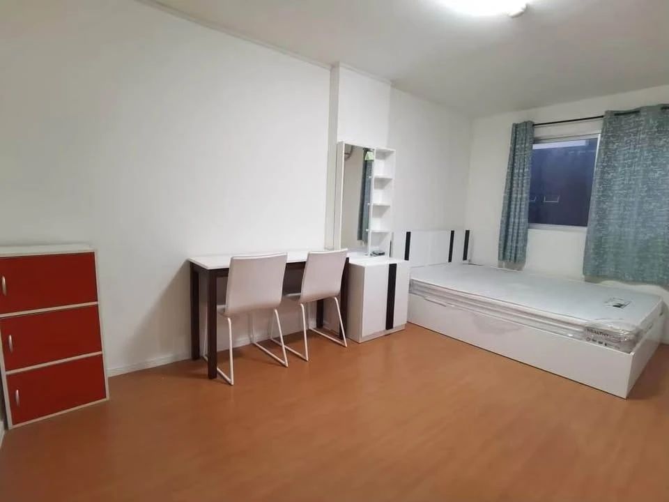 Urgent sale! Lumpini Township Rangsit-Khlong 1. Move-in ready unit with full amenities. Great price—book yours now!
