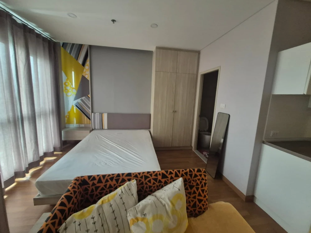 Urgent sale! Lumpini Park Vibhavadi - Chatuchak, studio room, 16th floor, fully furnished. Own it now!