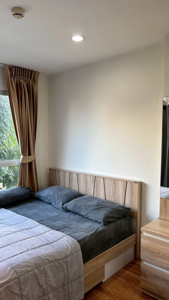 Urgent sale! Lumpini Mix Theparak-Srinakarin, ready-to-move-in unit. Fully furnished with appliances. Just bring your personal belongings and move in!