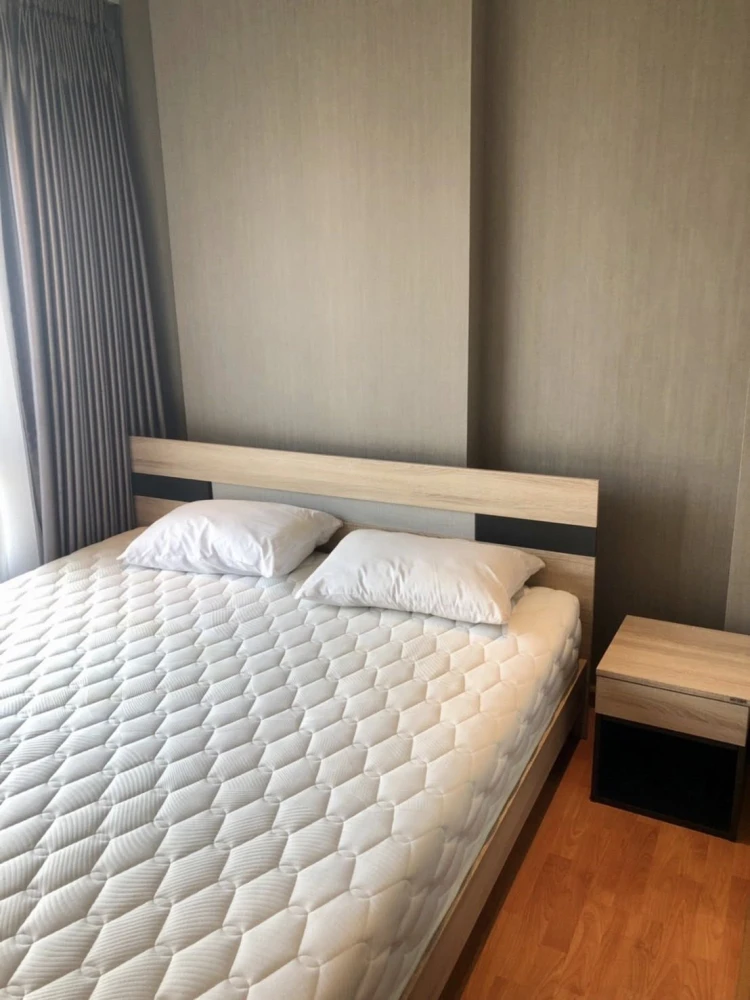 Urgent sale! The President Sathorn-Ratchaphruek Phase 3. Ready-to-move-in unit with separate partitions. Own it today!