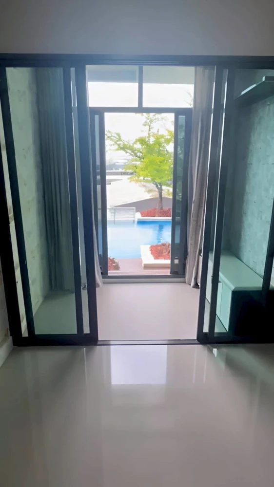 Urgent sale! Ideo Bluecove Sukhumvit. Spacious unit with ample usable space. Amazing price! Buy now, don't miss this opportunity!