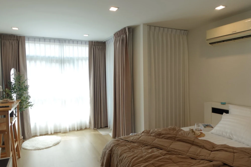 Urgent sale! Casa Condo Sukhumvit 97. Nicely decorated unit with complete furniture and appliances. Reserve yours today!