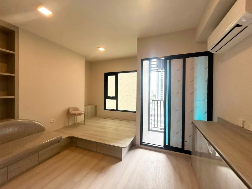 Urgent sale! COBE Ratchada-Rama9, studio unit, 10th floor. Great height, great price! Book yours today! Don't wait!
