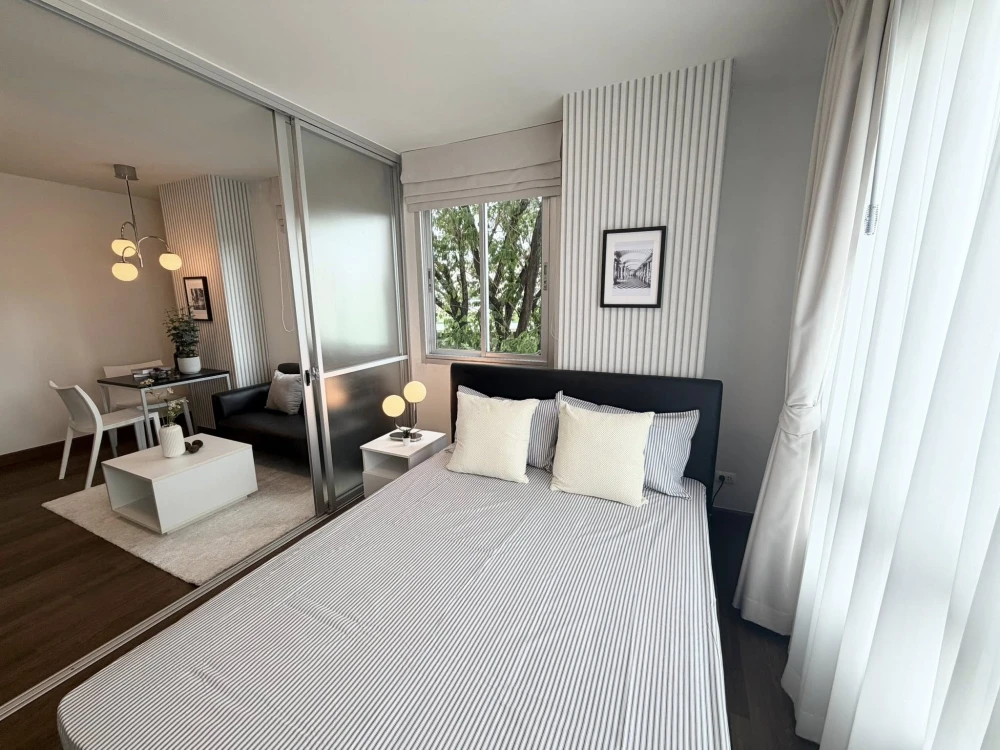 Urgent sale! dcondo Campus Resort Rangsit, a beautifully decorated room with excellent built-in furniture. You can become the owner now.
