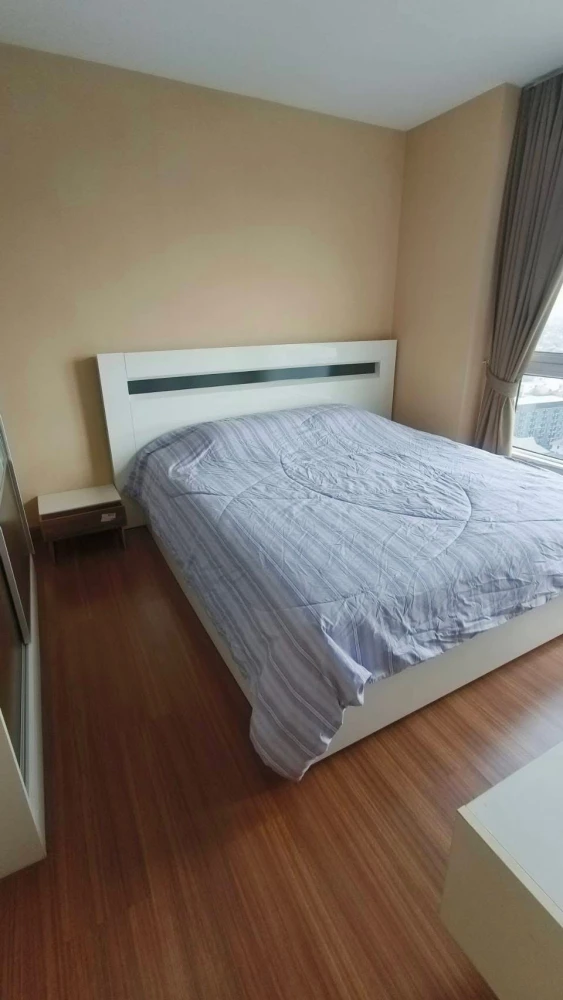Urgent sale! rent Diamond Ratchada, corner unit, private, 20th floor with high-floor view. Own it today!