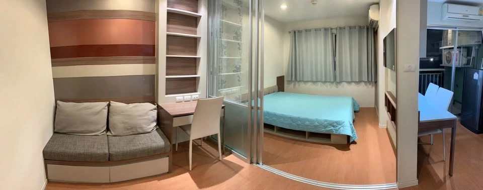Urgent sale: Lumpini Condo Town Ramindra-Lat Pla Khao, well-separated rooms, great price, hurry and reserve now.