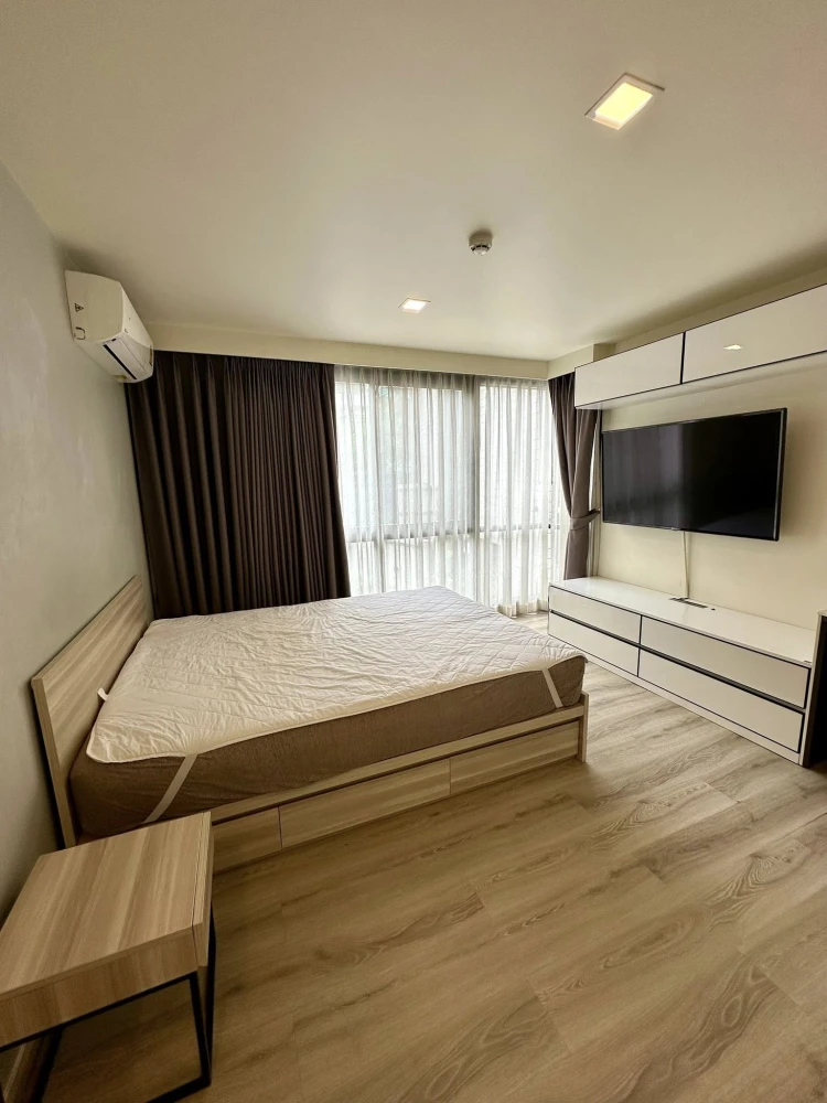 Urgent sale! Maestro 03 Ratchada - Rama 9, ready to move in, spacious living space. Come and own it today!