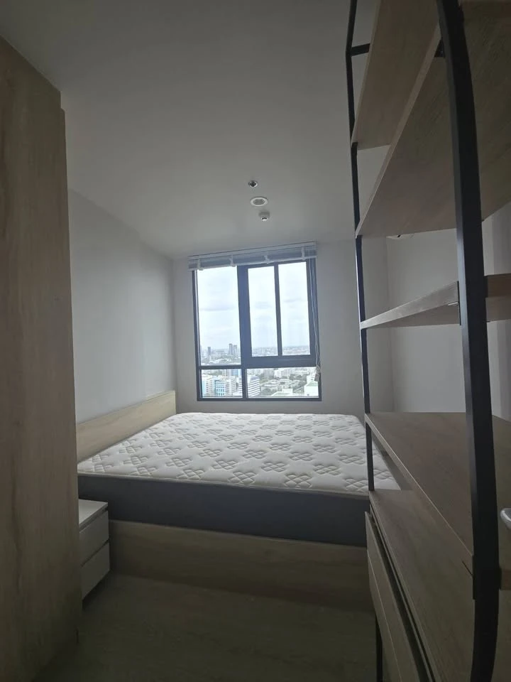 Urgent sale: Nue Noble Ngamwongwan, 34th floor, Panorama city view. Come and own it today.
