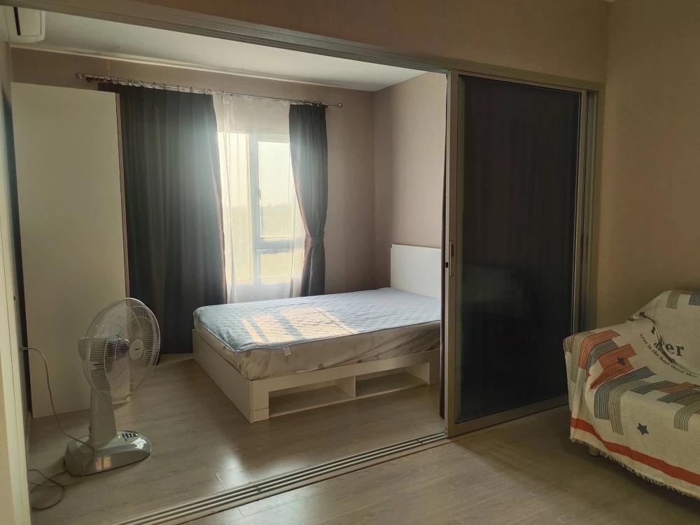 Urgent sale! Plum Condo Extra Rama 2, ready to move in. Partitioned and well-divided into zones. Buy now!