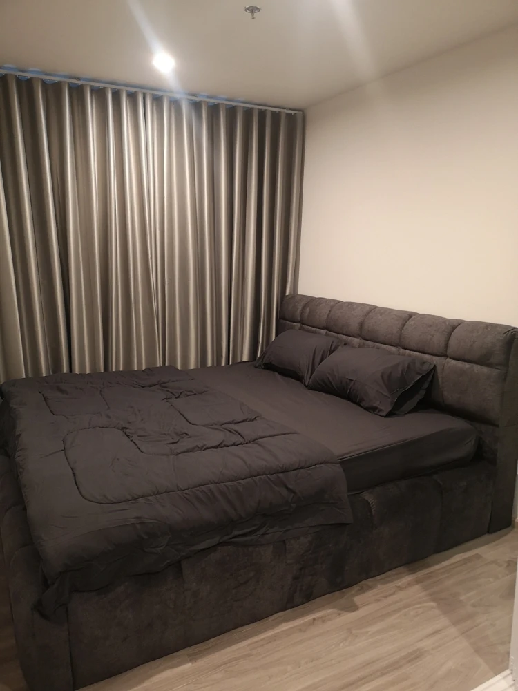 Urgent sale! Regent Home Bangna, complete built-in furniture, complete with electrical appliances. Come and reserve now.