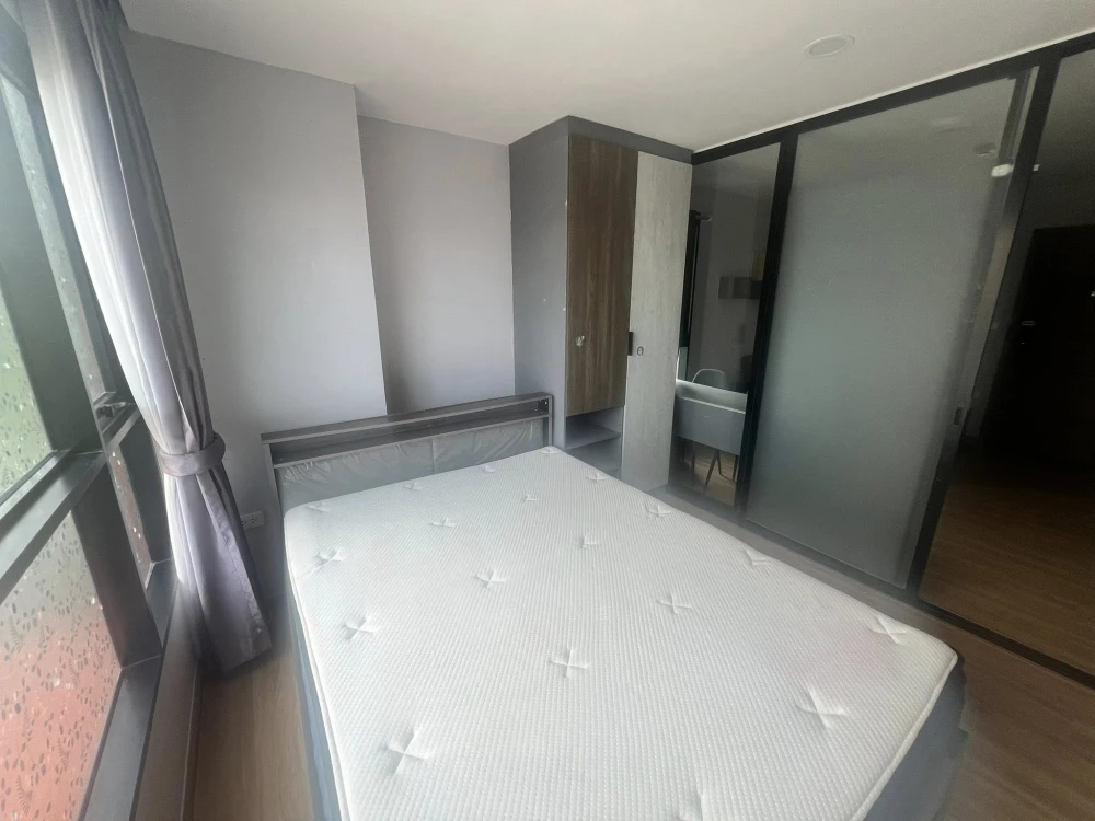 Urgent sale! The Cube Loft Srinakarin-Theparak. Well-separated rooms with perfectly divided zones. Become the owner today!