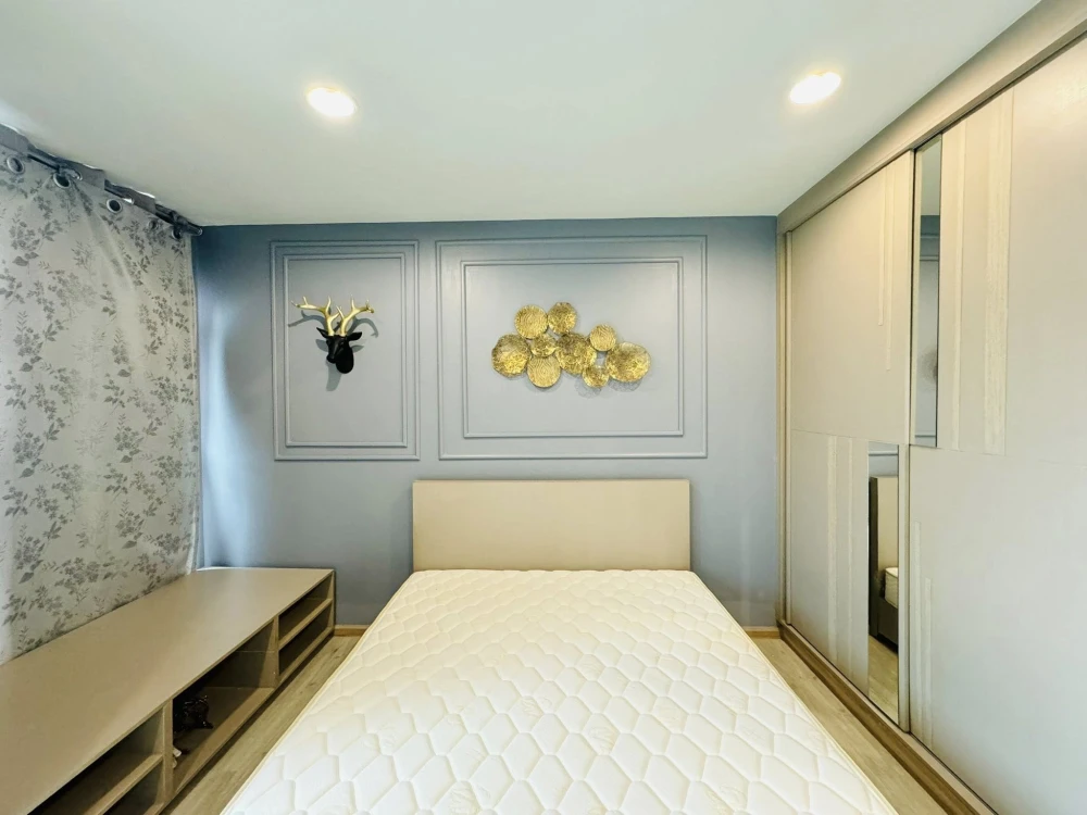 Urgent sale: The Excel Udomsuk, fully furnished room, ready to move in, great price, come and reserve your place today.