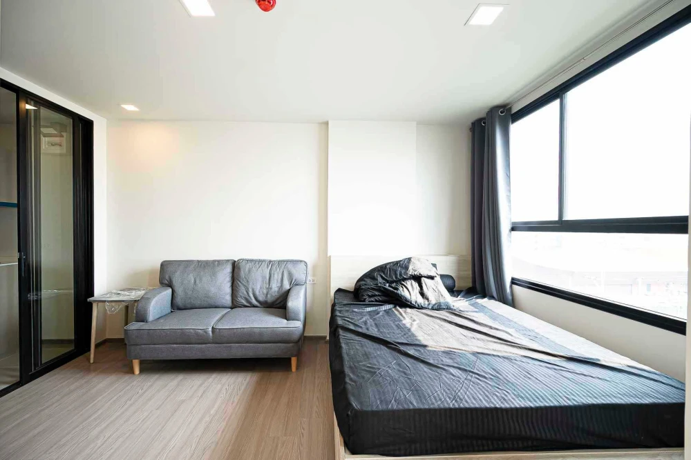 Urgent sale! The Muve Bangkhae, ready to move in, great price. Come and reserve yours today. Don't miss out!