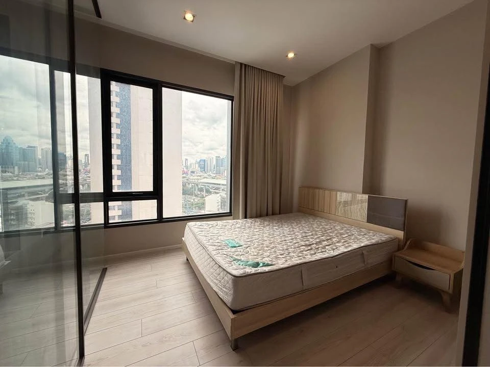 Urgent sale! The Room Phayathai, well-separated room, high floor, fully furnished, appliances included. Buy now, don't delay!