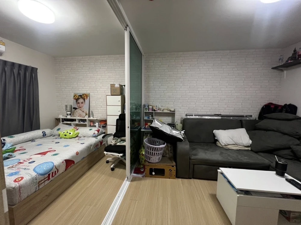 Urgent sale! UNIO Charan 3 condo, 3 rooms with separate, clearly defined zones. Own it today! Buy now!