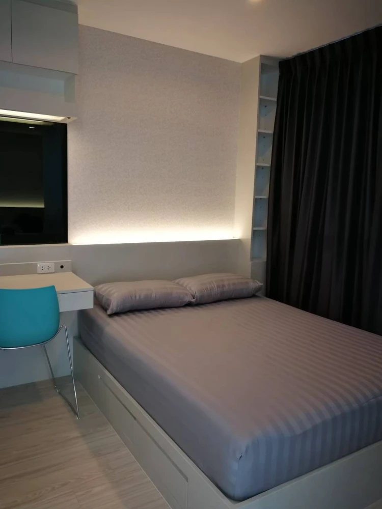 Condo for sale/rent: Ideo Mobi Sukhumvit Eastgate, 15th floor, swimming pool view, corner room, built-in furniture + electrical appliances + washing m
