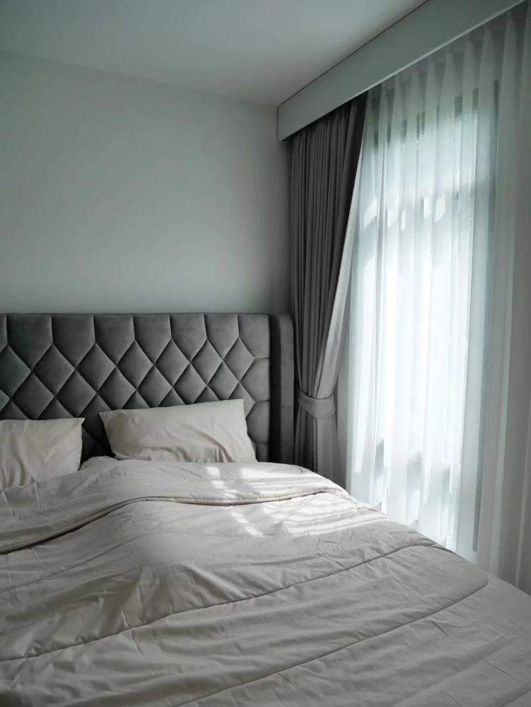 For sale: Aspire Asoke-Ratchada, ready to move in, fully furnished, with all appliances. Buy now, don't miss out!