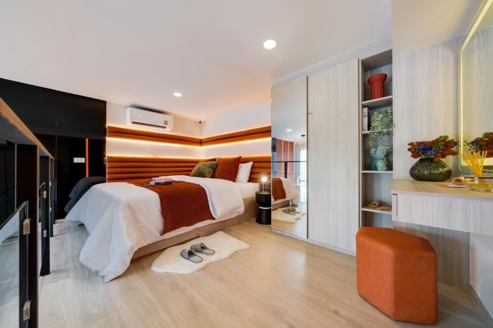 Selling a reservation for Origin Plug & Play Srinakarin, Duo Space room, 26th floor, open view, reserve now!