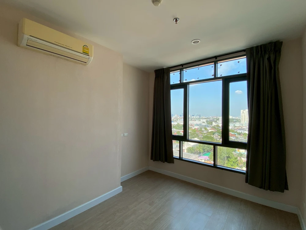 For sale/rent: Metro Sky Prachachuen Condo. Great location, great value, beautiful rooms. Buy/reserve now!!