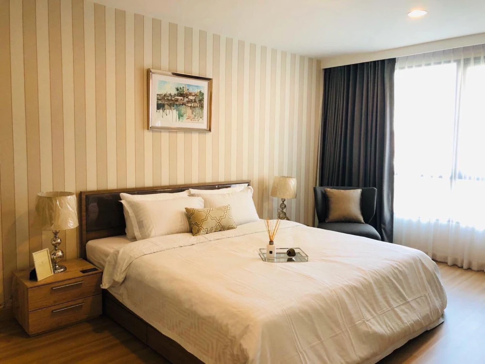 For sale/rent: Vogue Sukhumvit 31 Condo. Spacious and comfortable unit, perfect for families. Book now!
