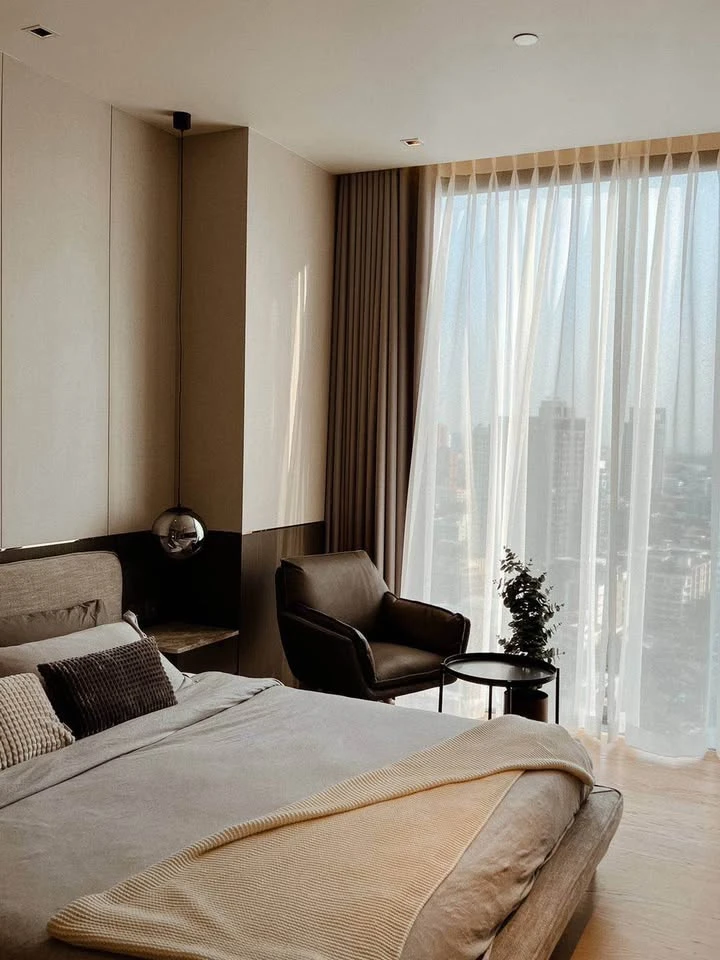 For sale/rent Beatniq Sukhumvit 32, spacious room, comfortable, well-built-in, hurry and book before you miss out!!