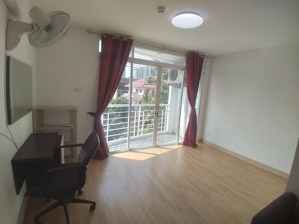 For sale/rent G-1 Condo ladprao 1 room, 2nd floor, not high, affordable price, reserve now.