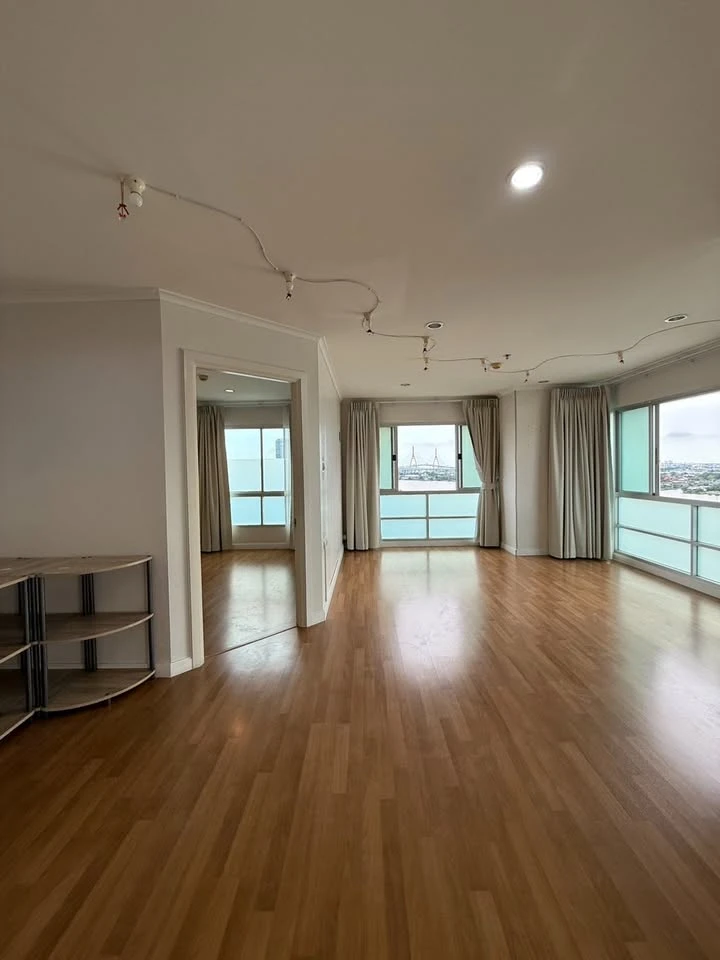 For sale/rent Lumpini Park Riverside - Rama 3, high floor room, spacious, suitable for a family, reserve now.