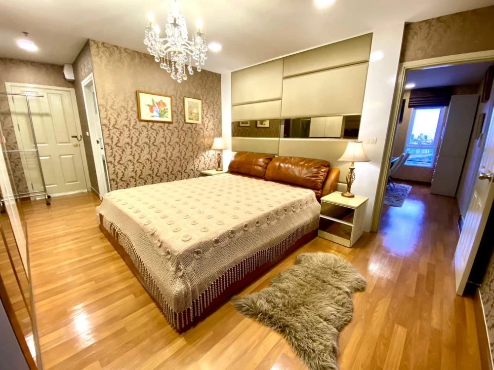 For sale: Regent Home Condo Bang Son 27, Combined Fully Furnished, fully decorated, just bring your bags and move in.