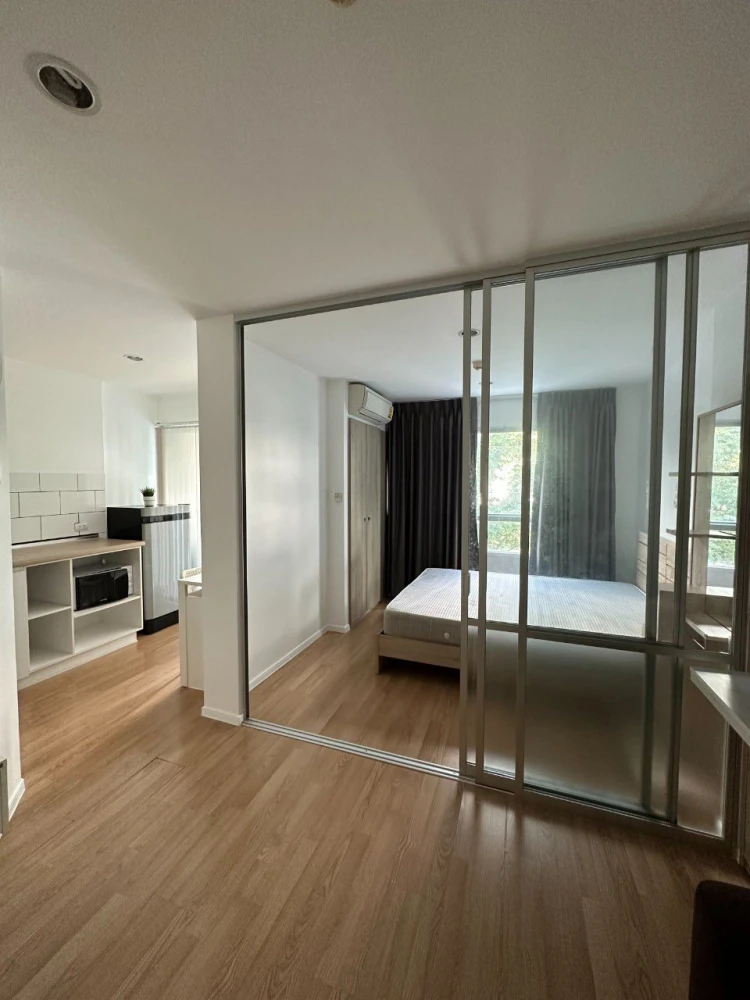 For sale: Lumpini Ville On Nut Phatthanakan condo, ready to move in, fully furnished + electrical appliances. Reserve now!