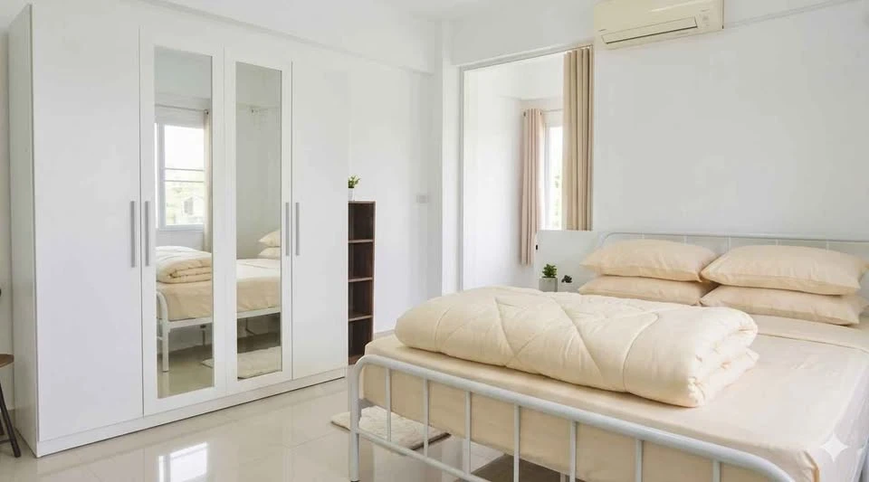 Condo for sale, Pattanakarn Life Complex. Ready to move in, fully furnished + complete appliances. Book now, don't miss out!+++