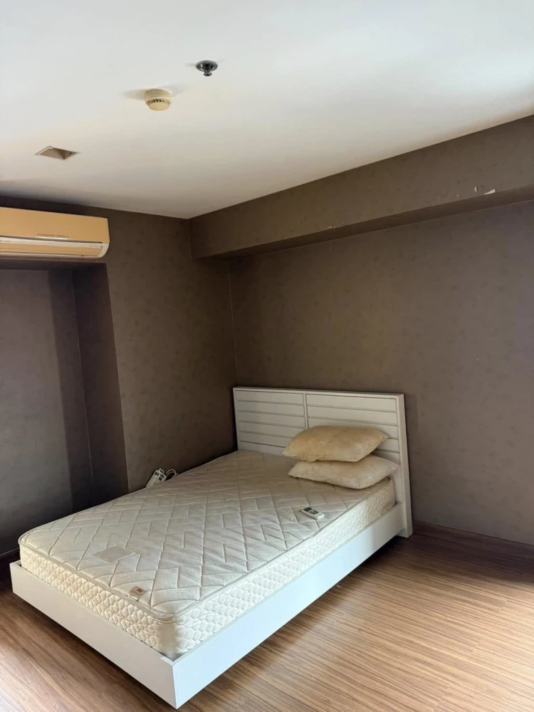 Condo for sale, My Resort Bangkok, spacious room, great usable space, hurry and reserve now.