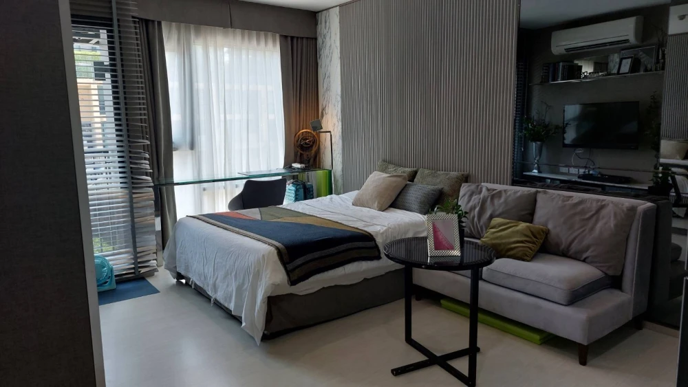 Condo for sale: Rhythm Sukhumvit 36-38. Beautiful unit, ready to move in. Buy now!!
