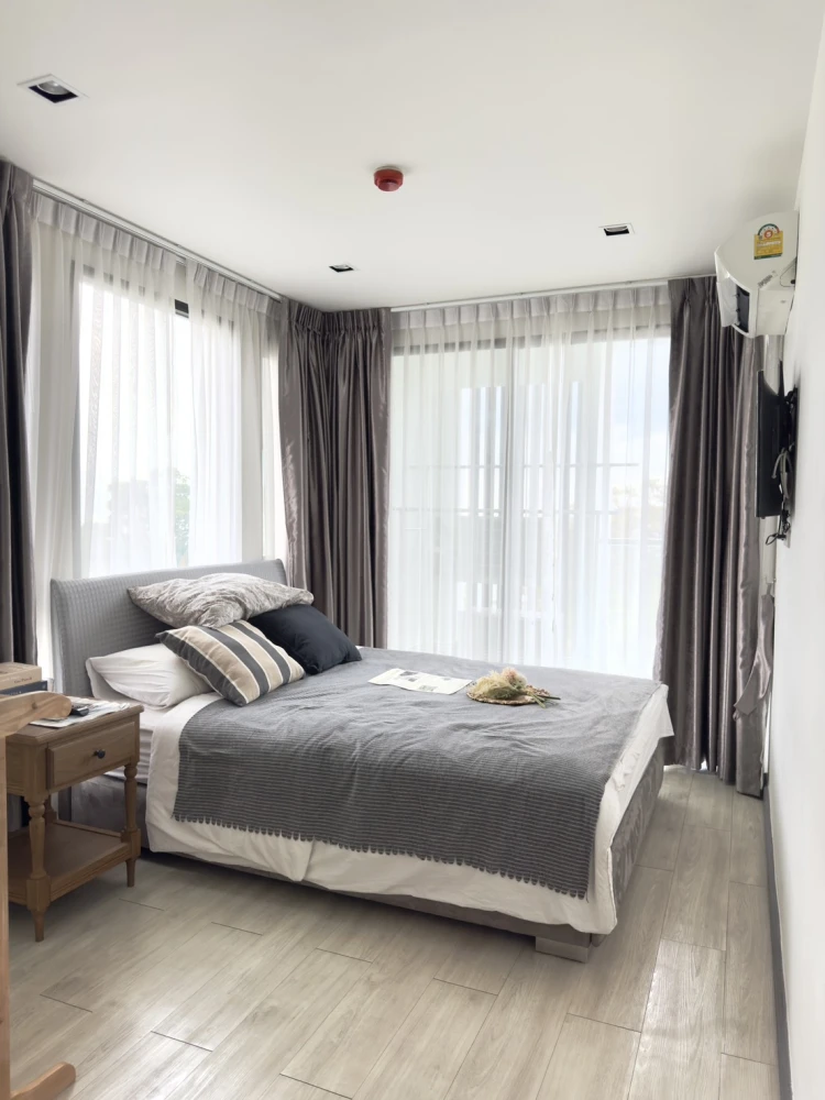 Condo for sale with sea view. Ready to move in, fully furnished, spacious room. Book now before it's too late!!!