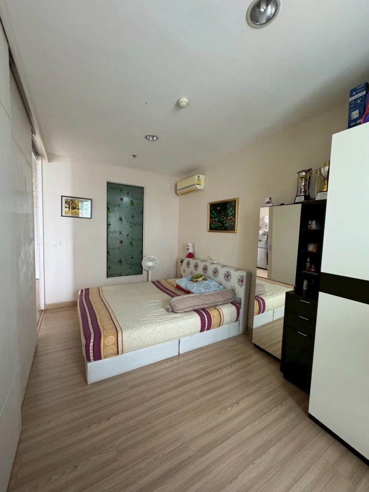 Condo for sale: The Lighthouse Sathorn - Charoen Nakhon, spacious room, comfortable living, fully furnished, complete electrical appliances, book now