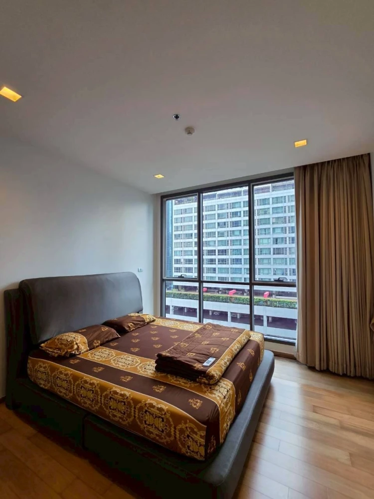 Condo for sale: Hyde Sukhumvit 13. High-quality condo, great unit, very livable. Buy now!!