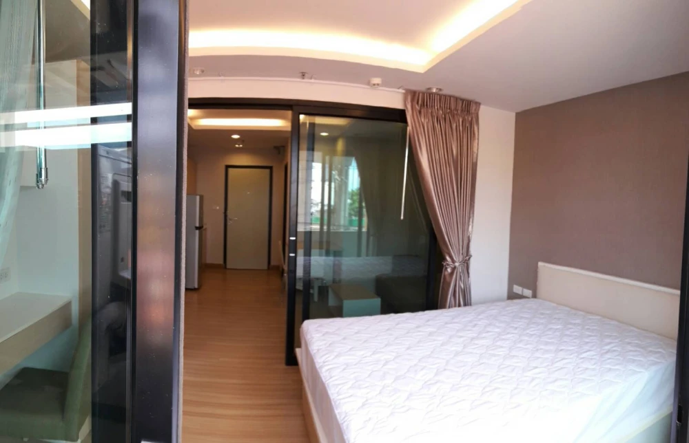 For sale: Condo 88 The Terminal Sirindhorn Pinklao, 2nd floor room, fully furnished, built-in furniture, great location, hurry and grab it now!